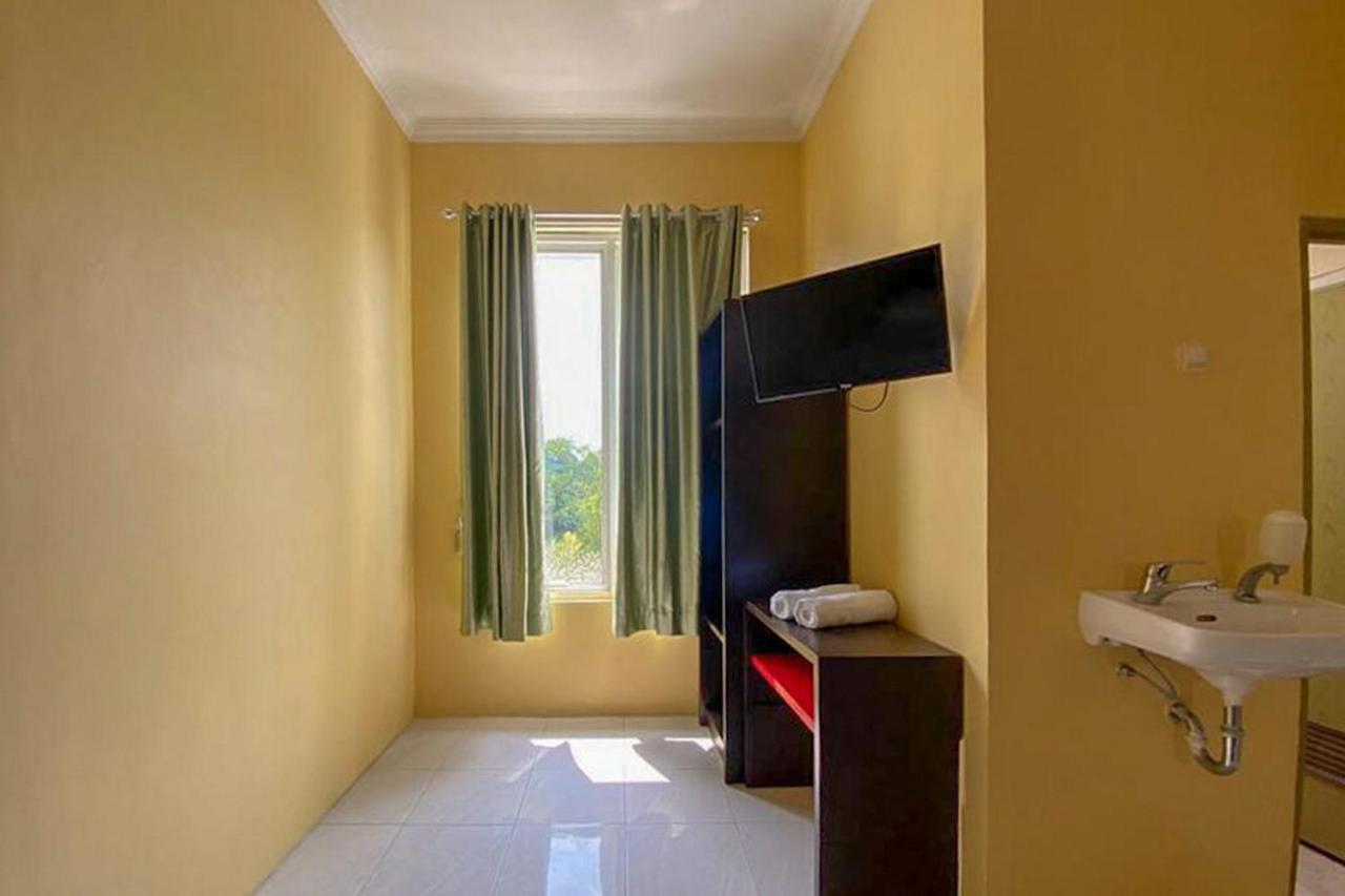 Rama Shinta Homestay Near Gembira Loka Zoo Redpartner ยอกยาการ์ตา ภายนอก รูปภาพ